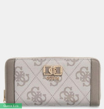 Carica l'immagine nel visualizzatore di Gallery, Guess | Karnilla 4G Maxi Wallet
